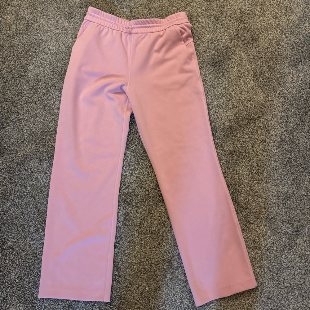 Lululemon Softstreme High-Rise Pant
Regular
